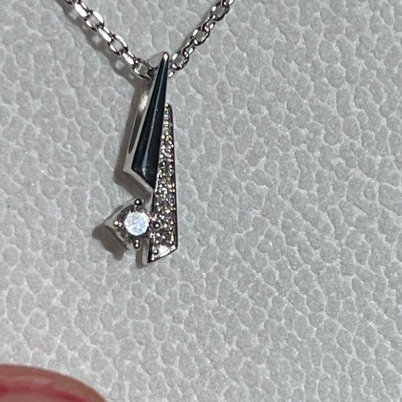 Elegant Diamond and 925 Silver Pendant Necklace - Picture 14 of 14